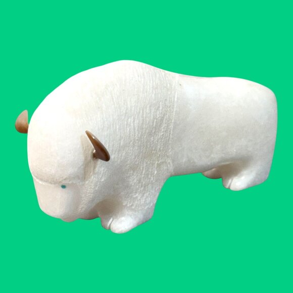 Zuni Hand Carved White Buffalo Fetish Turquoise Eyes Artisan Signed Todd Etsate - Picture 1 of 12